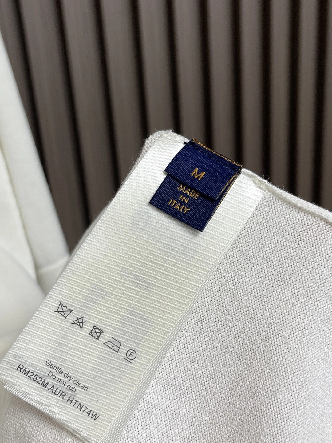 wg.luxury- 8V nigo embroidery item:E-F026H0418